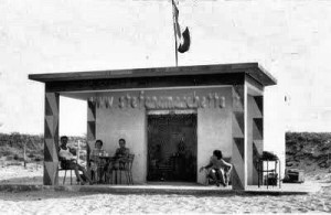mol 1° stabilimento spiaggia 1957
